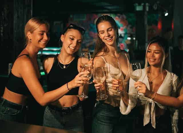bar
