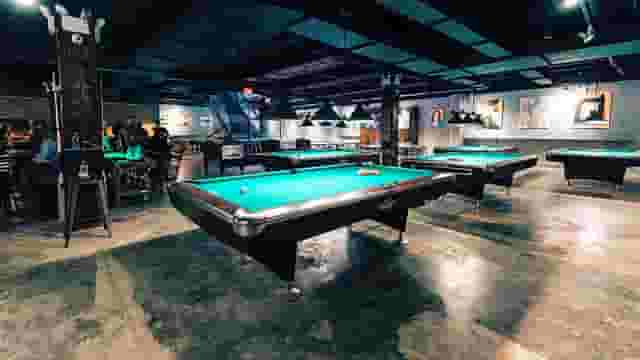 bar