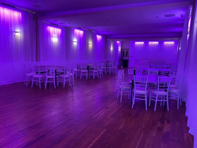 Spacious Brooklyn party hall with elegant decor, perfect for receptions and gatherings.