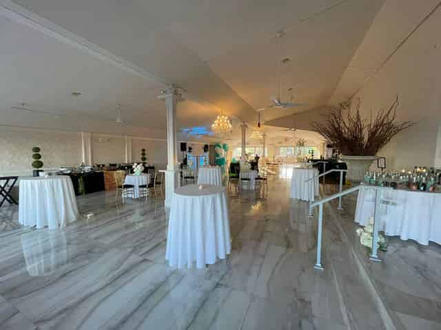 Ballroom E (Foyer)