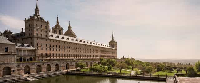 Elegant Basilica in Patrimonio Nacional, perfect for conferences and events.