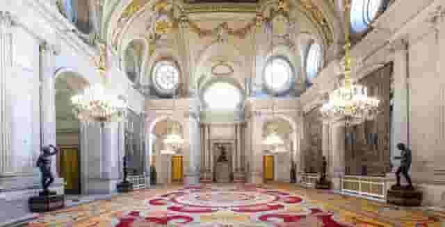 Salón de Columnas