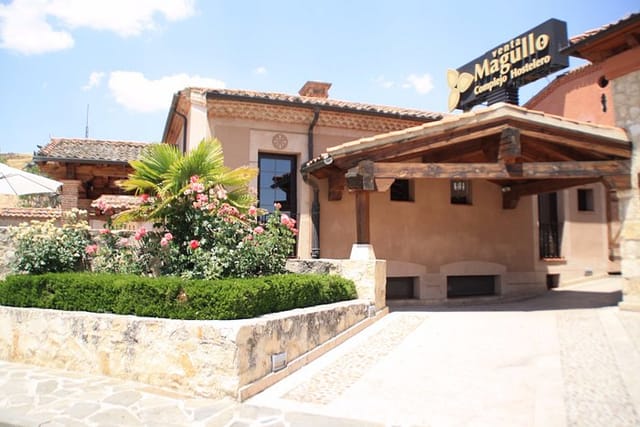 Hotel Reviews (La Lastrilla, Spain ...