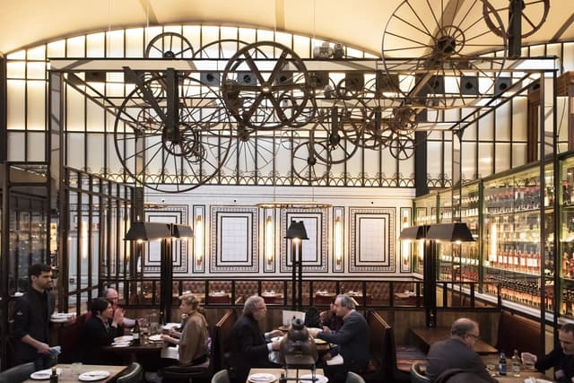 Upper hall - Older Restaurant