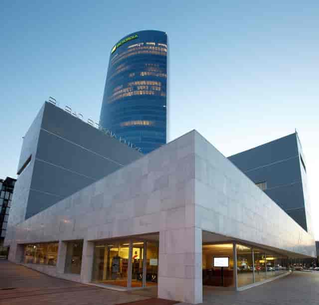 Modern auditoriums in Bizkaia Aretoa, ideal for corporate events and meetings.