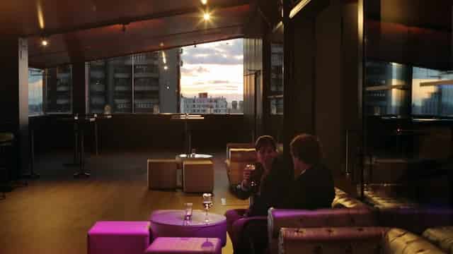 Skynight Lounge