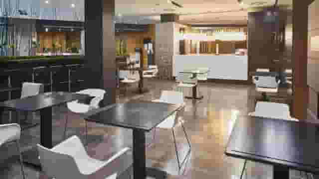 Cafe/Bar