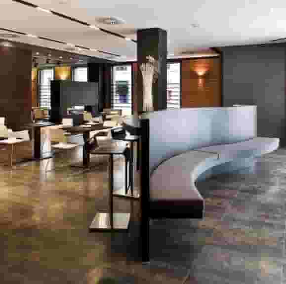 Cafe/Bar