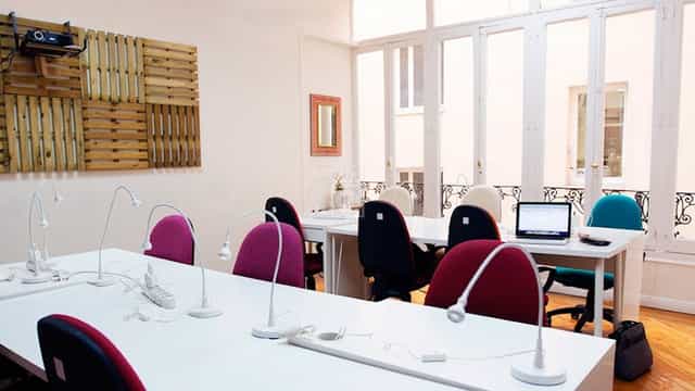 Function room at The Shed Coworking with large windows, perfect for meetings and workshops.