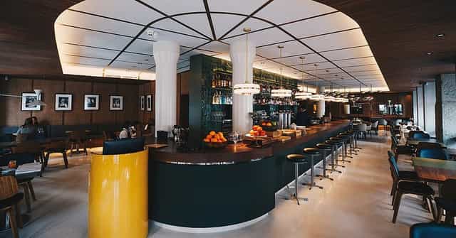 Chic modern restaurant in Gran Café Santander, ideal for upscale events and meetings.