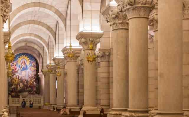 Catedral de la Almudena Cripta interior, ornate arches for elegant events and ceremonies.