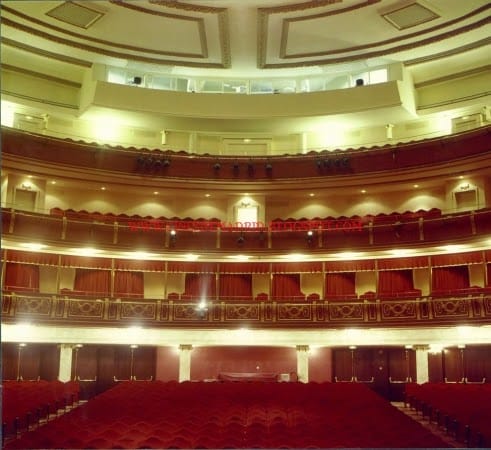 Sala Lola Membrives theater with tiered seating, perfect for elegant events and performances.