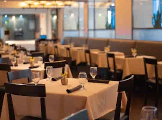 Elegant dining space at Medallion Steakhouse for upscale events and gatherings.