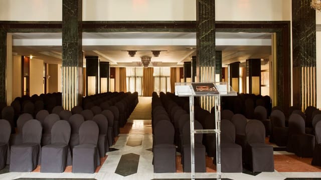 Conference center at InterContinental Madrid with elegant chairs for professional events.