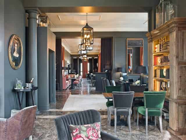 Private Room