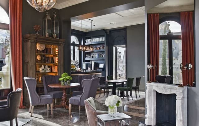 Private Room