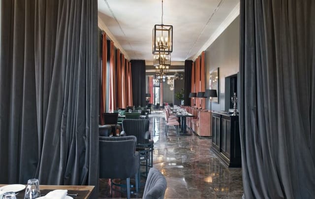 Elegant private dining room in The Principal Madrid for upscale events and gatherings.