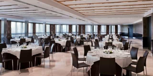 Elegant banquet hall in Meliá Madrid Princesa, perfect for weddings and corporate events.