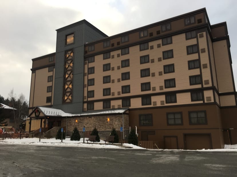 Lodge at Wisp with modern-rustic design, perfect for corporate retreats or conferences.