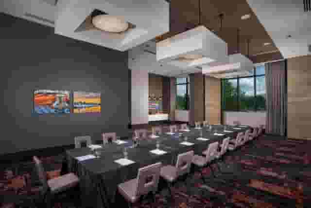 Diamond back Boardroom
