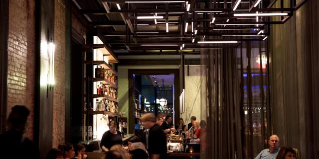 Cocktail bar