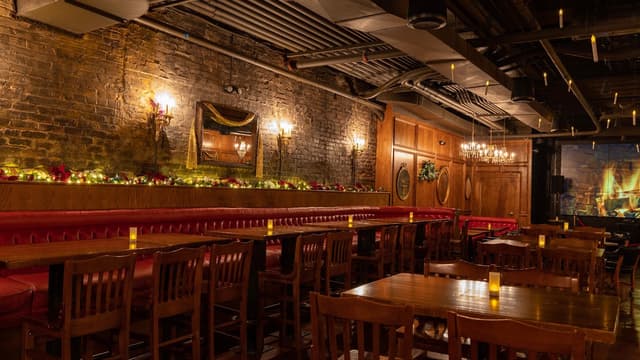 Live music bar