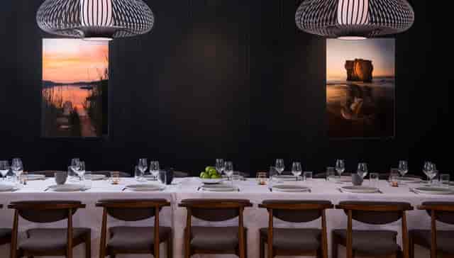 Elegant dining area in The Henri DC, perfect for corporate dinners and gatherings.