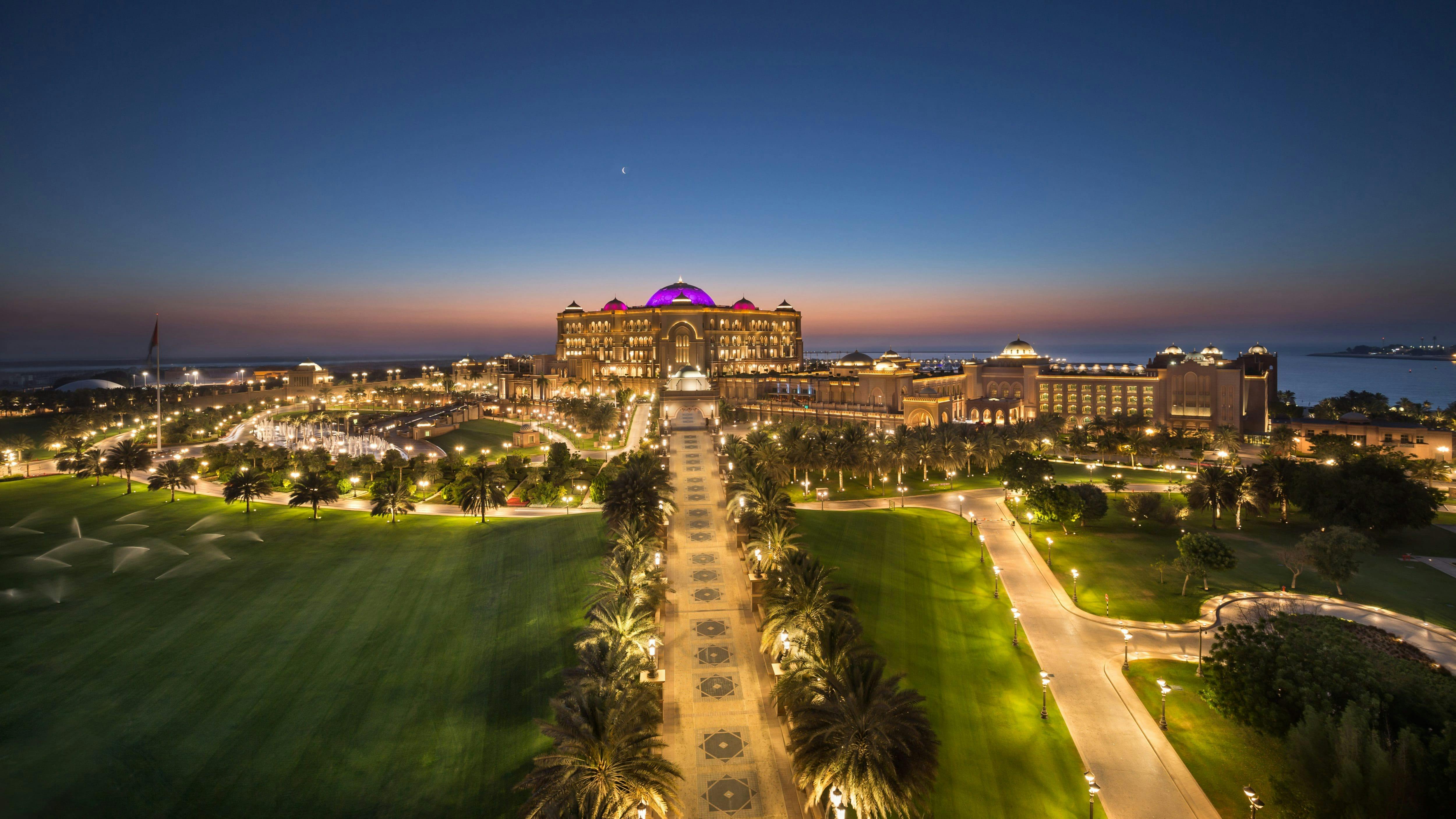 Emirates Palace Mandarin Oriental, Abu ...