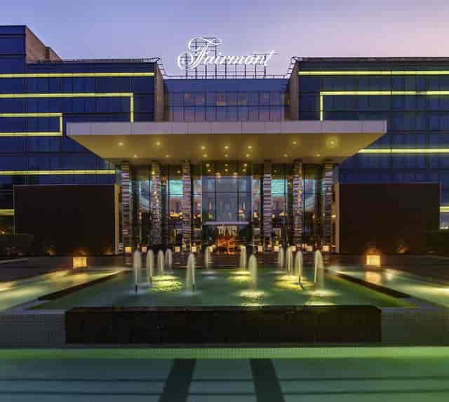 Modern hotel foyer with sleek facade, ideal for corporate events and receptions.