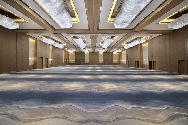 Elegant banquet hall in Hilton Abu Dhabi Yas Island for versatile events and conferences.