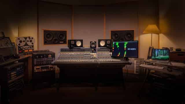 80 Hertz Recording Studios