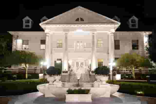 Manhattan Manor