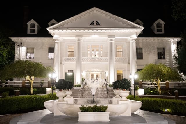 Manhattan Manor