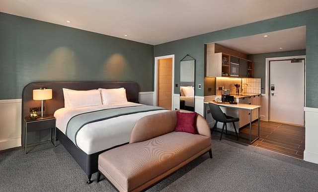 The Buzz Rooms