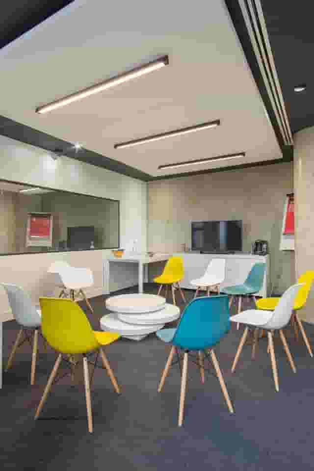 The Buzz Rooms