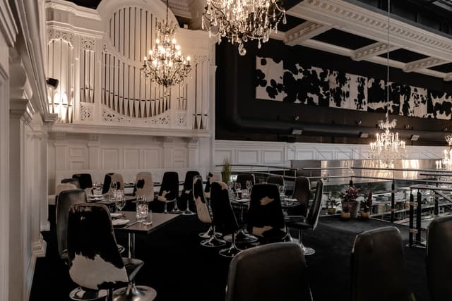 The Buzz Rooms