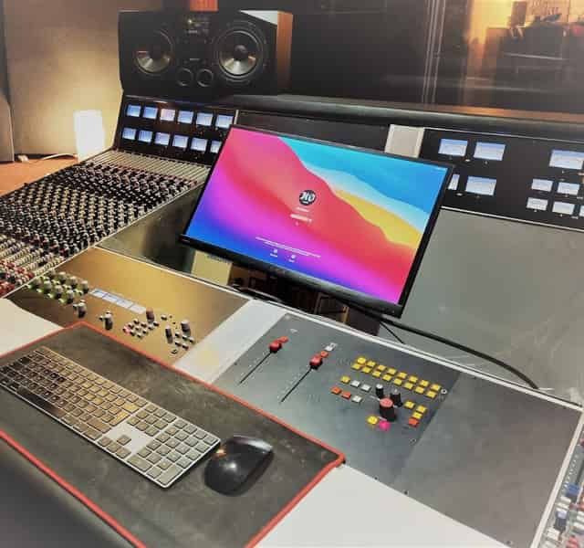 HQ Recording Studios