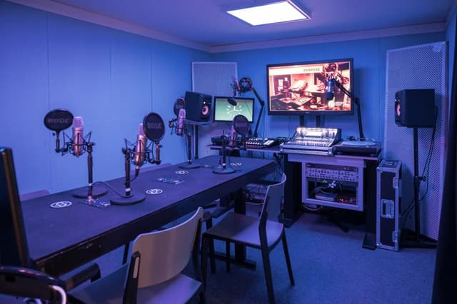 Pixdora Studio