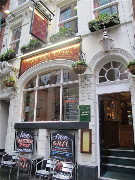 The Town Hall Tavern