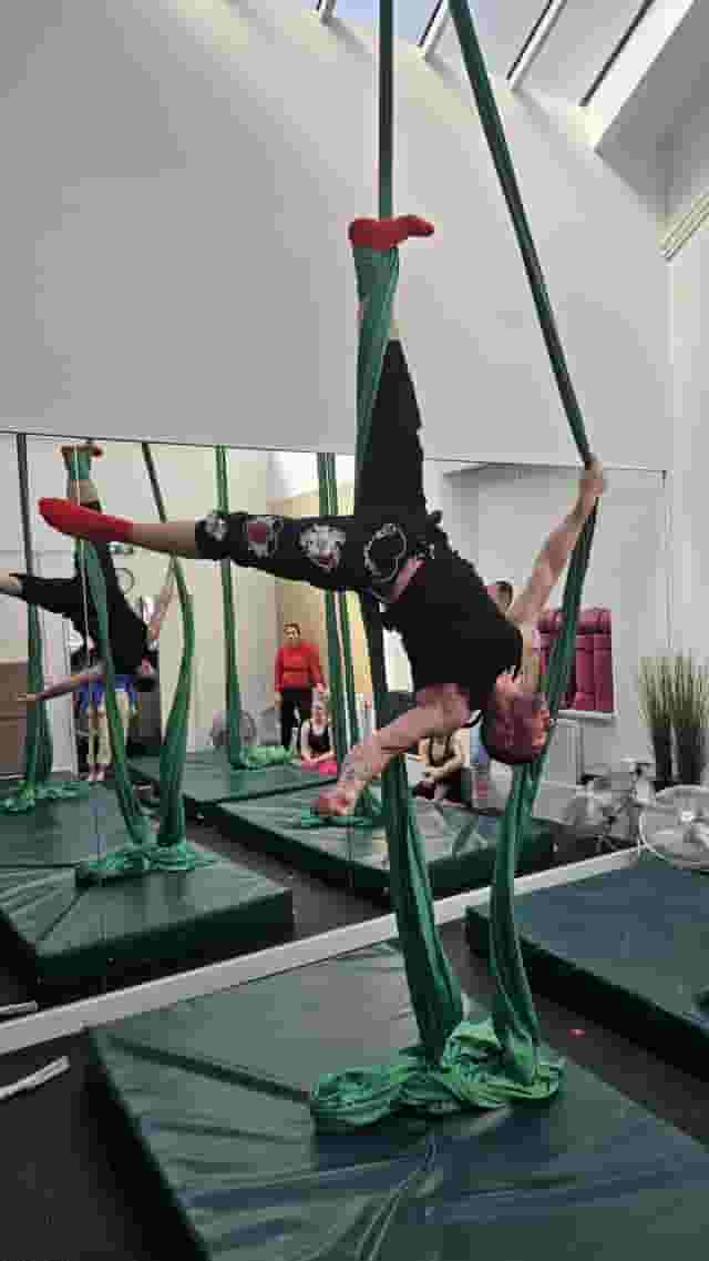 Spinning Pole