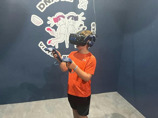 DNA VR