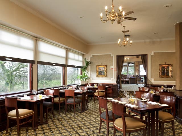 Pickwick Bistro