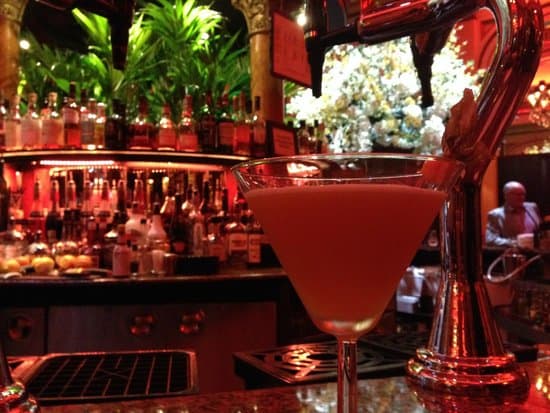 Cocktail bar