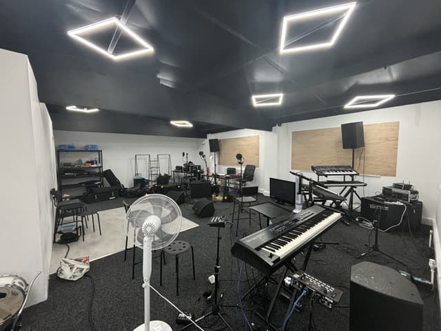 Elm Studios