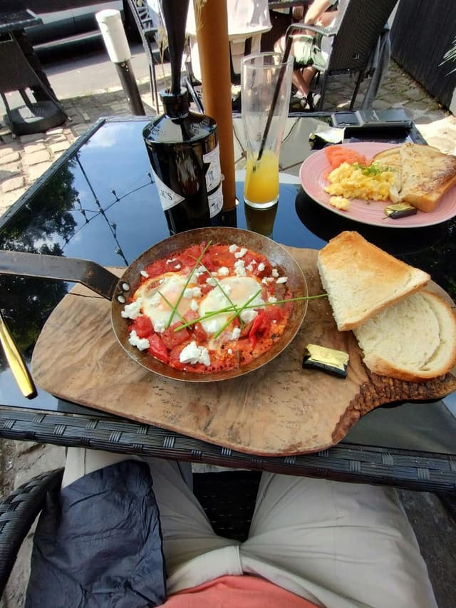 The Delph Restaurant & Bar