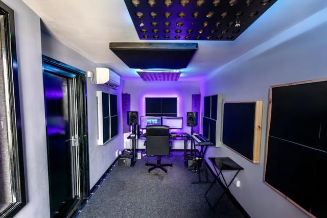Modern recording studio with soundproofing for immersive meetings and creative events.