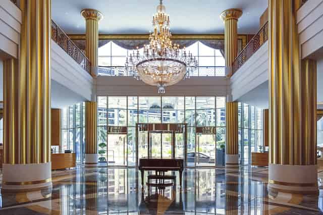 Corniche Hotel Abu Dhabi