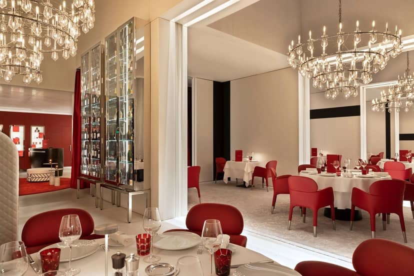 Elegant dining space in Fouquet's Abu Dhabi, ideal for upscale events and private gatherings.