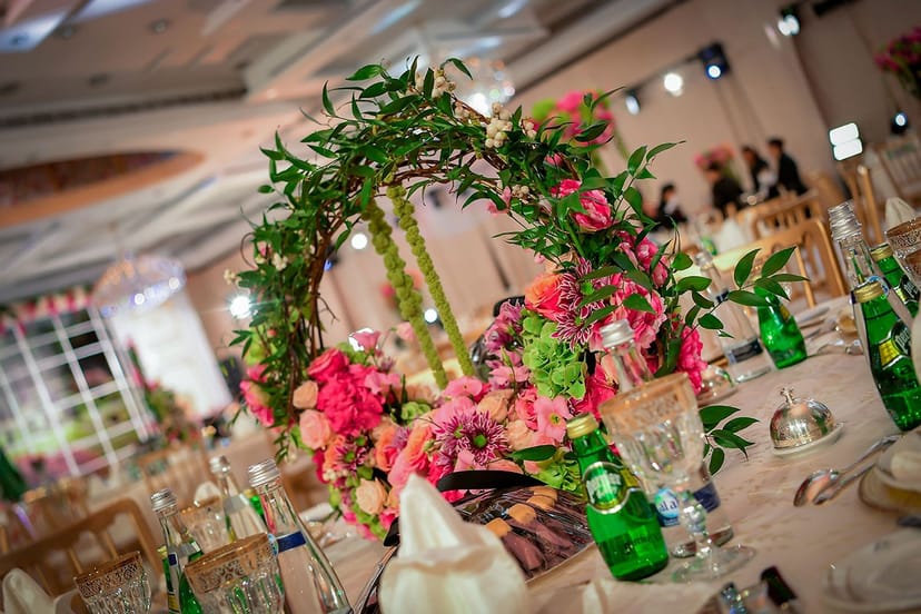 Elegant banquet table in Gold Ballroom B, perfect for weddings and celebrations.