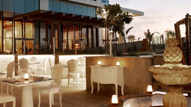 Al Fresco Terrace